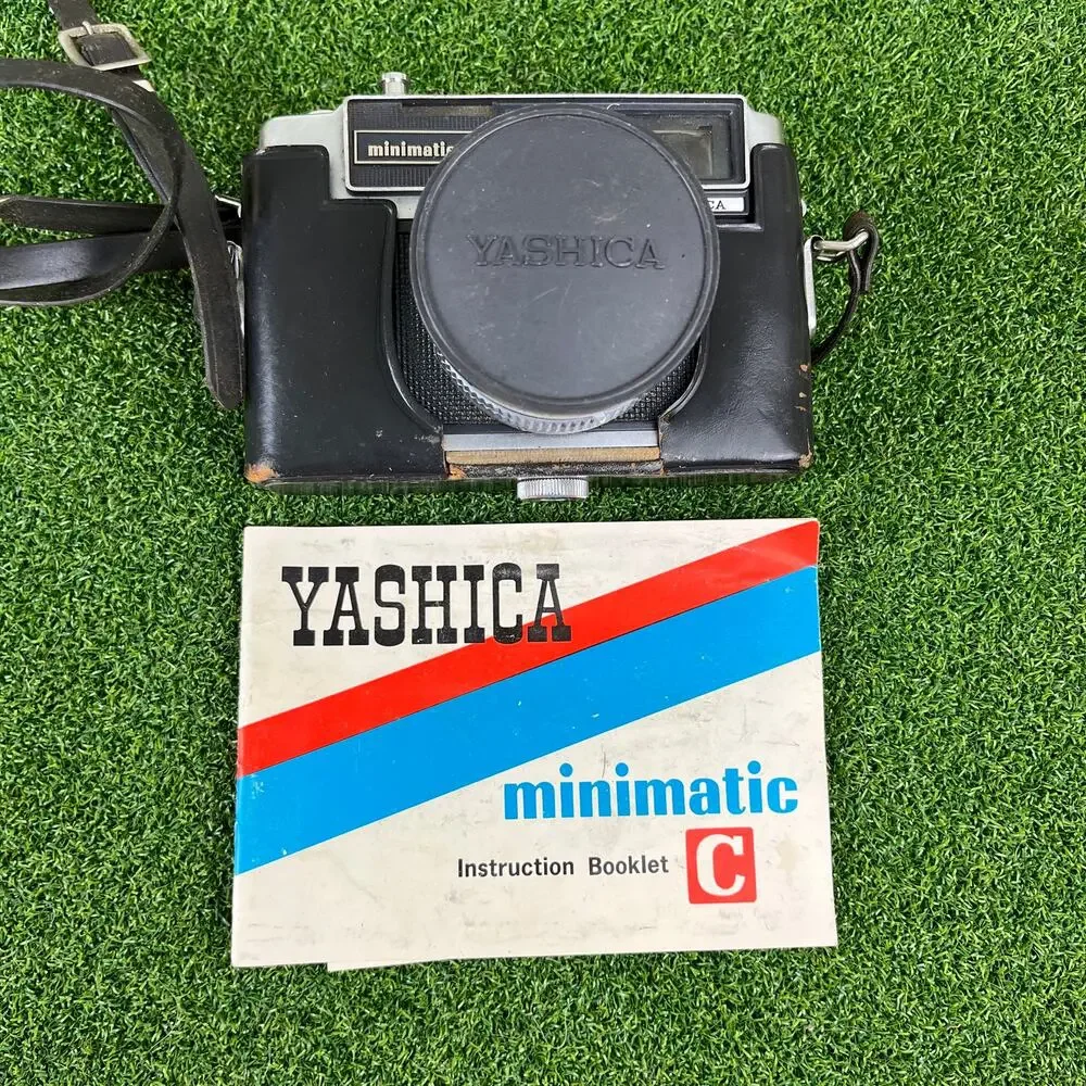 Vintage Yashica Minimatic-C 35mm Rangefinder Film Camera Untested